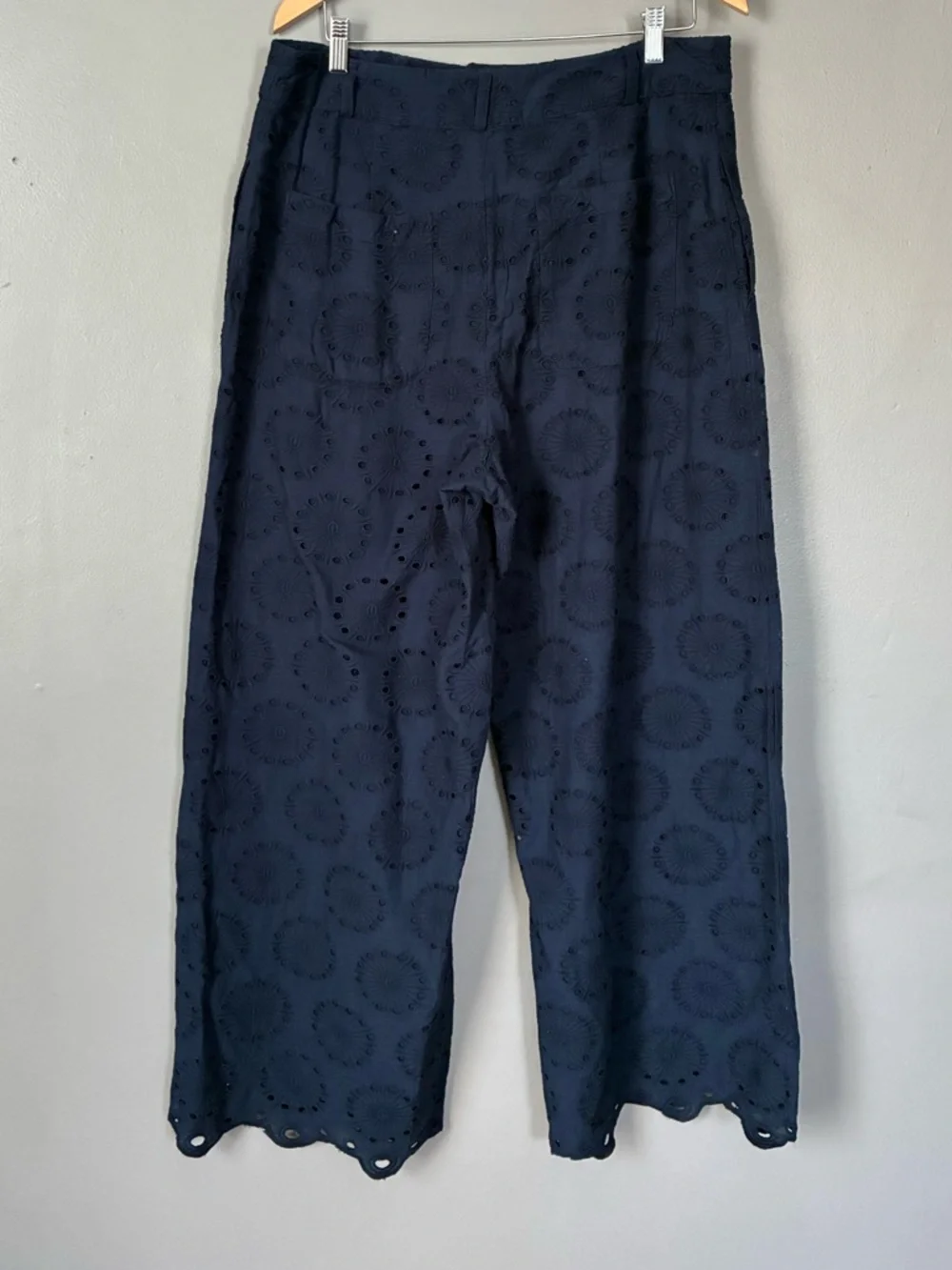 SUNDANCE Navy Blue Eyelet Cutwork Embroidered Cotton Wide Leg Pants Boho 16 - Picture 7 of 8